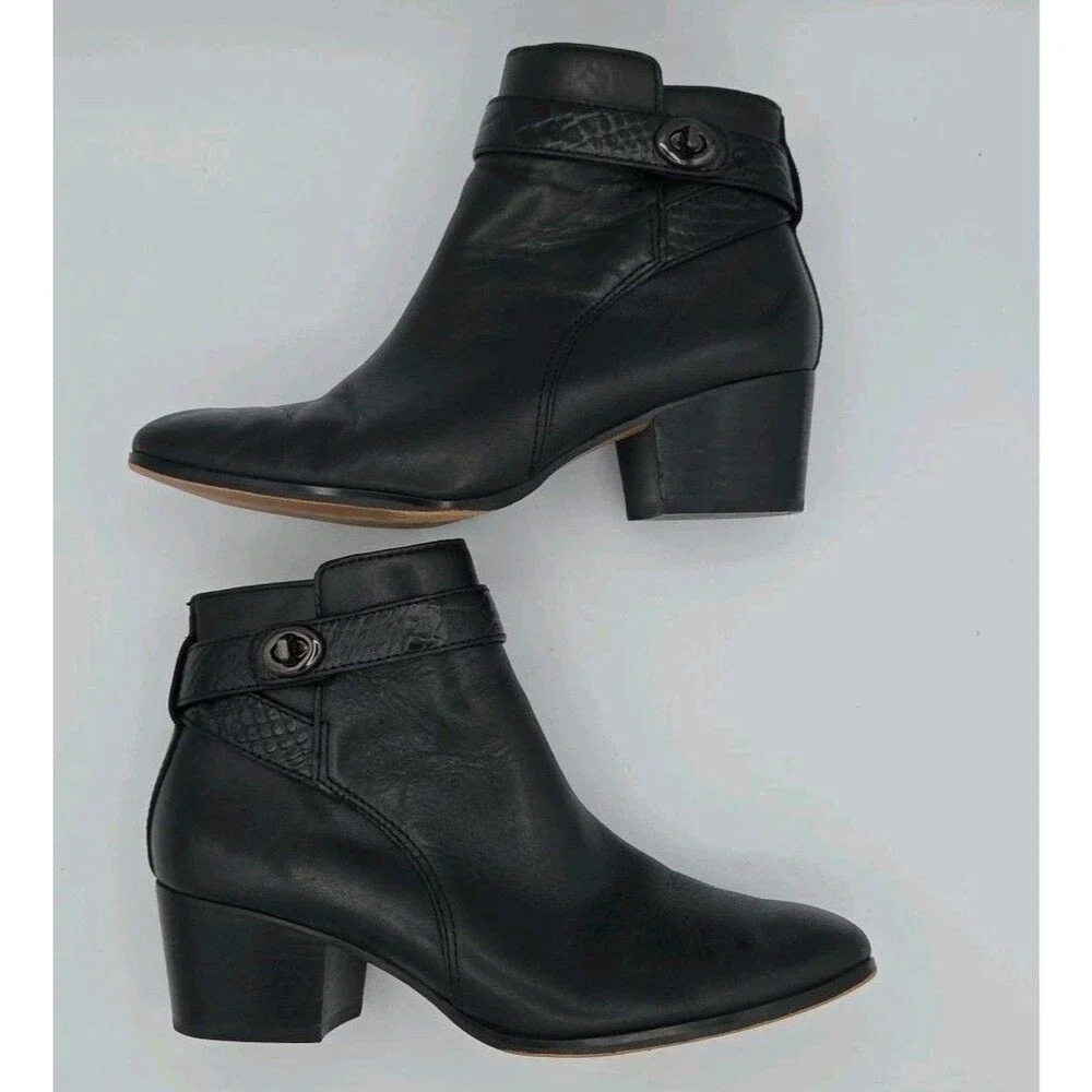 Coach Patricia Black Leather Ankle Booties Block Heel Side Zip Size 6.5B A00235